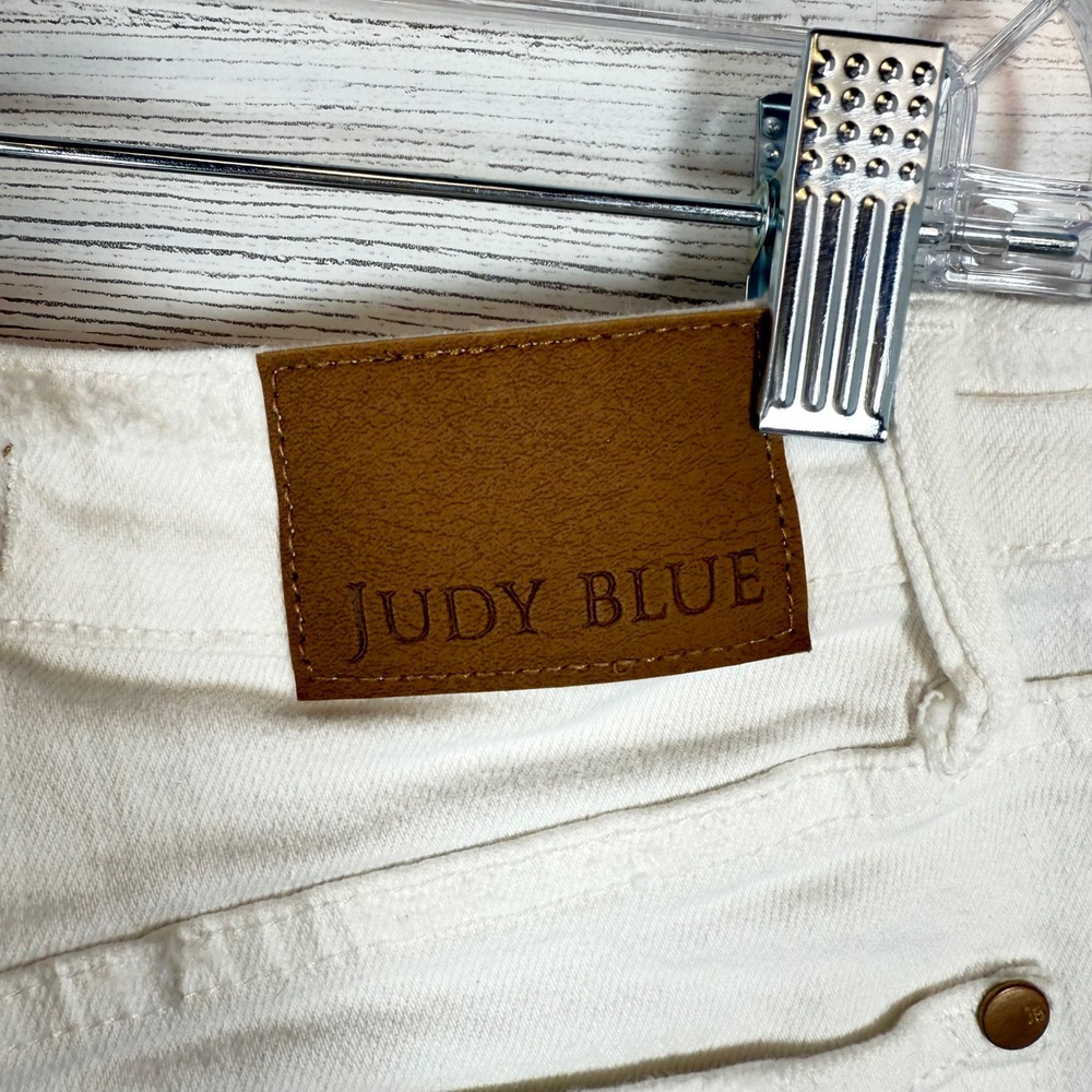 Judy Blue High Rise White Medium women cut off denim shorts summer distressed - Picture 10 of 14